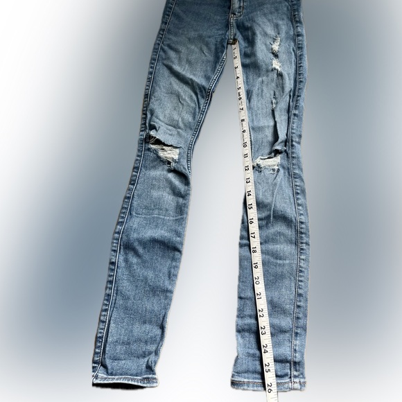 Hollister High Rise Crop Jean Legging Juniors 00R W23 L26 - Picture 3 of 6